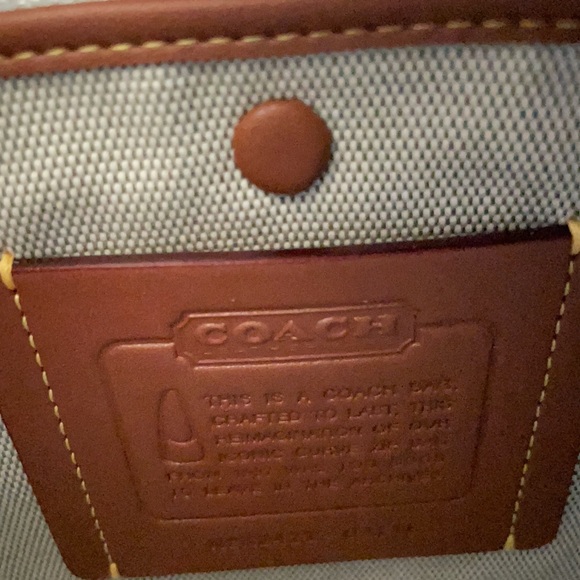 NWT Coach Curve Zip Bag - Picture 11 of 12
